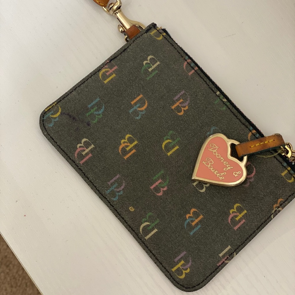 WRISTLET DOONEY AND BURKE BAG